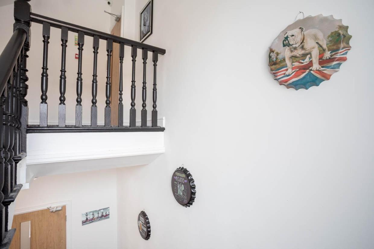 Dusties Hotel Rotherham Luaran gambar